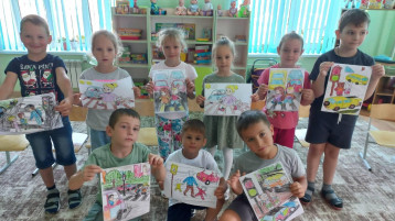 Выставка рисунков "Внимание всем пешеходам" Выставка рисунков "Внимание всем пешеходам".